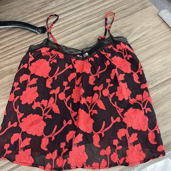 WILD MOSS FLORAL TANK LARGE - Picture 8 of 12